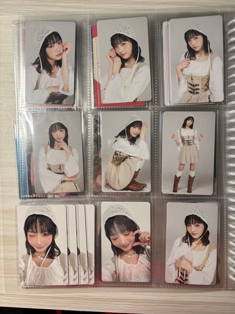 ME:I 飯田栞月　トレカ　まとめ売り　約80枚