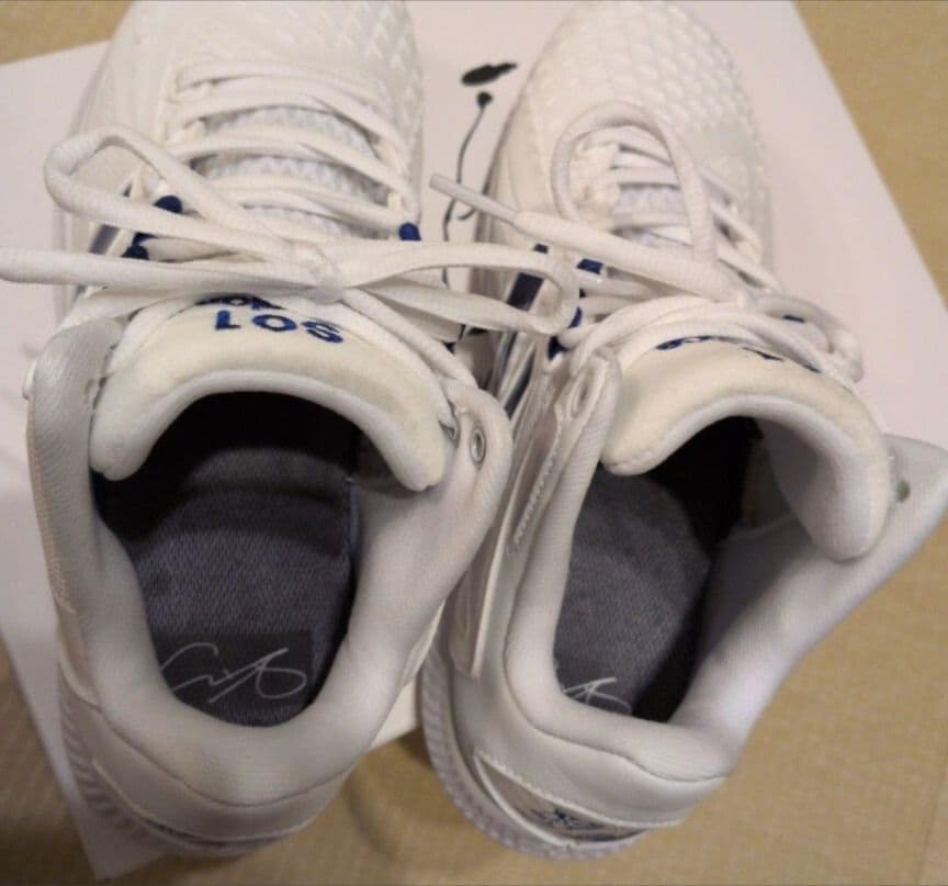 美品 メンズ 大谷翔平24cm ニューバランスOhtani v1 Trainer