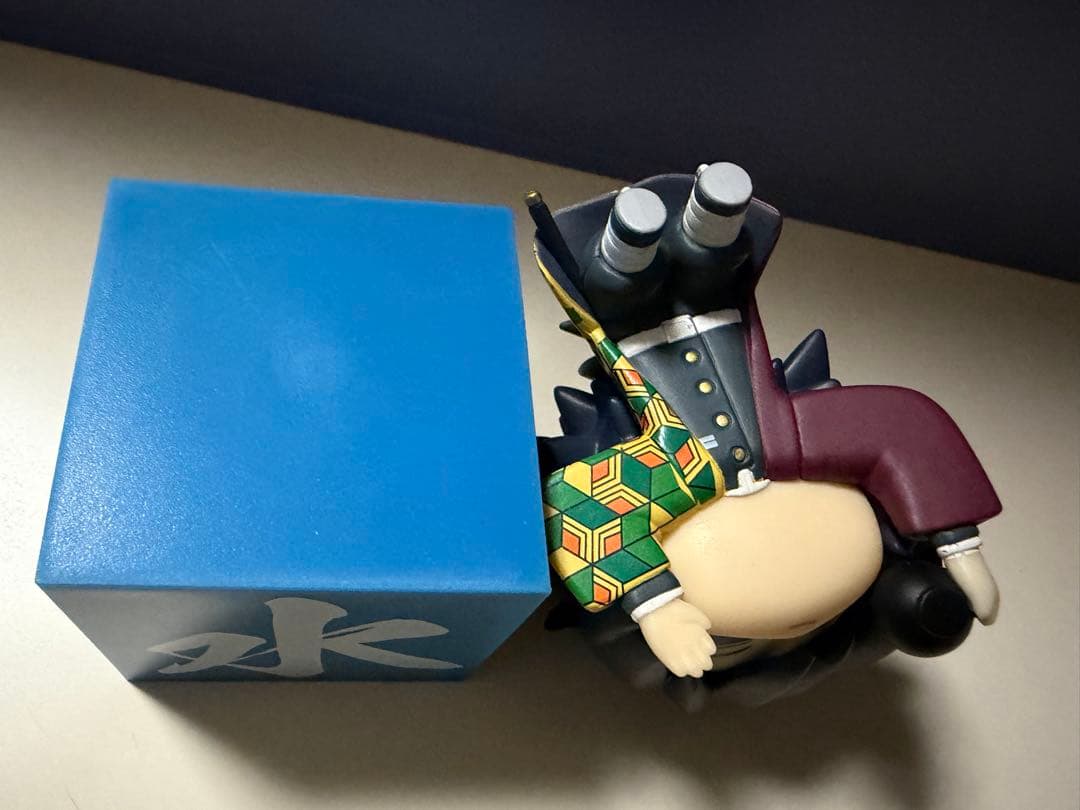 鬼滅の刃 冨岡義勇 ひっかけフィギュア -義勇!義勇!義勇!-