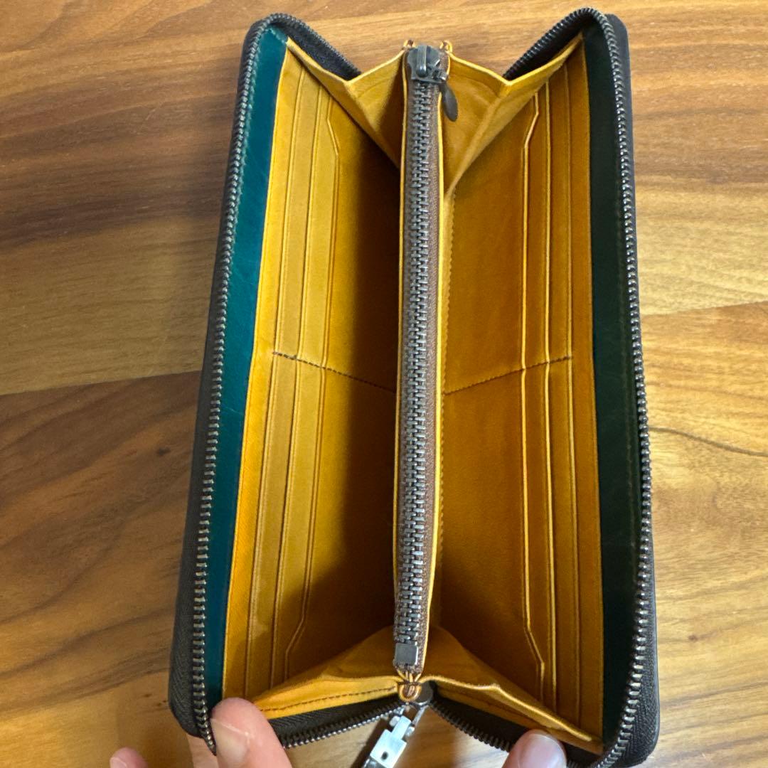 YUHAKU ラウンドファスナー長財布　フォスキーア　牛革　ブルー