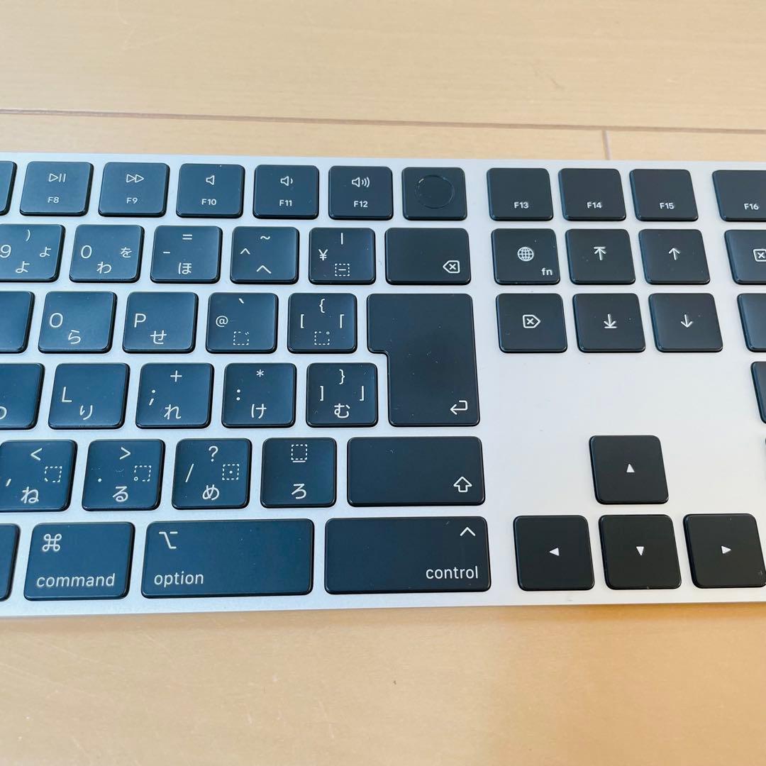 新品同様品 Apple Magic Keyboard with Touch ID