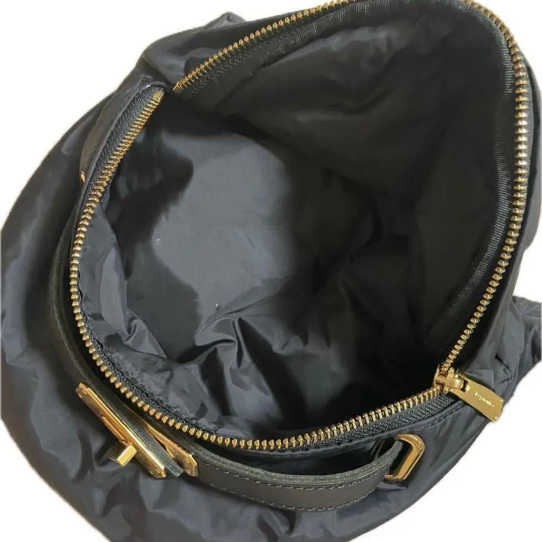 ⭐︎希少　sita parantica ナイロン ボディバッグ 黒