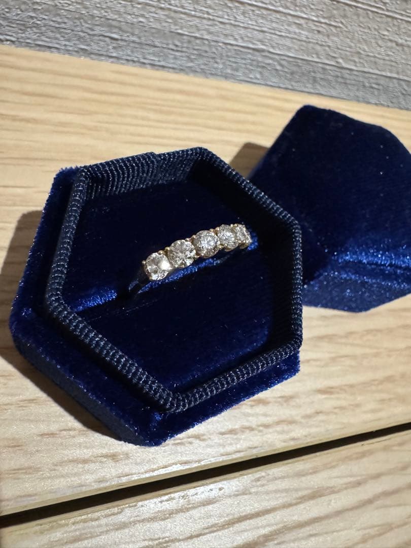 えりな☆クラシックチェス　エタニティリング　0.9カラットイエローゴールド