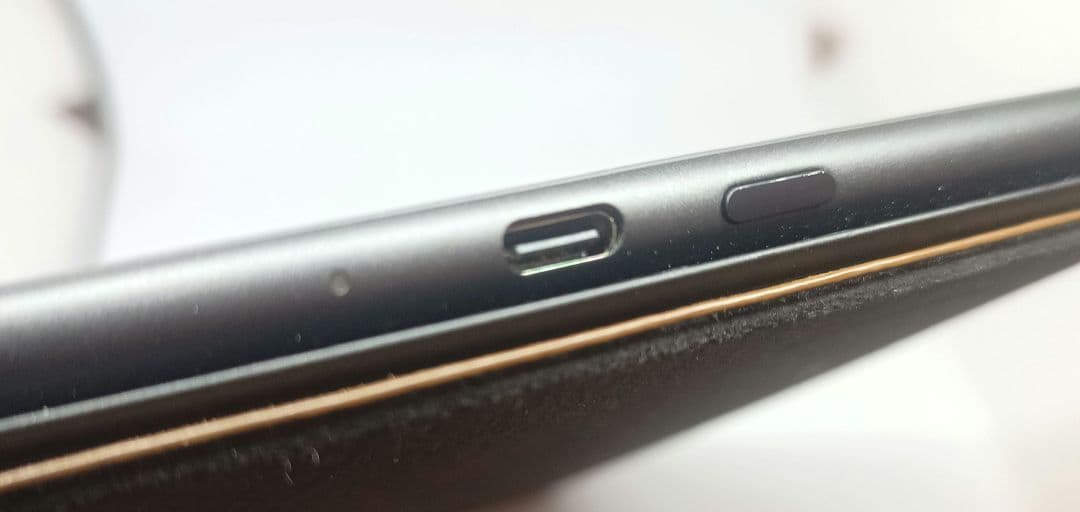 Z*N様 KindlePaperwhite 12世代 32GB広告なし 本体 カ