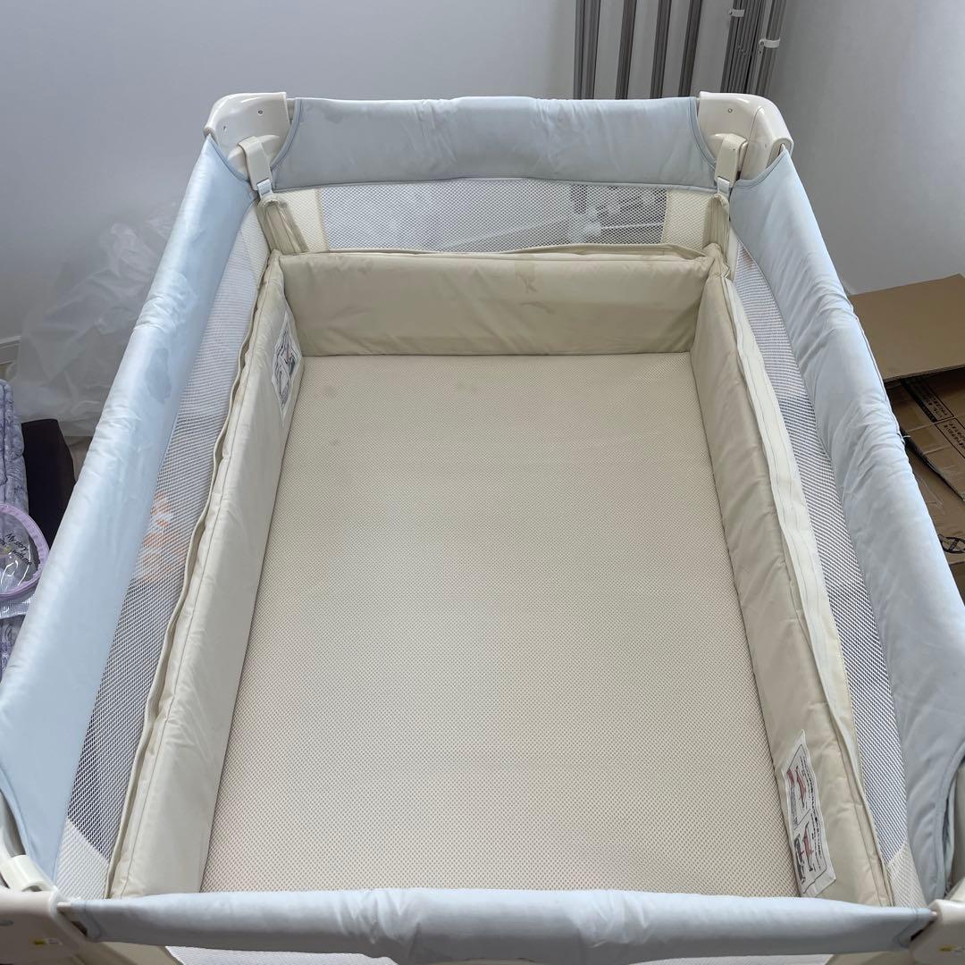 Apricaベビーベッド