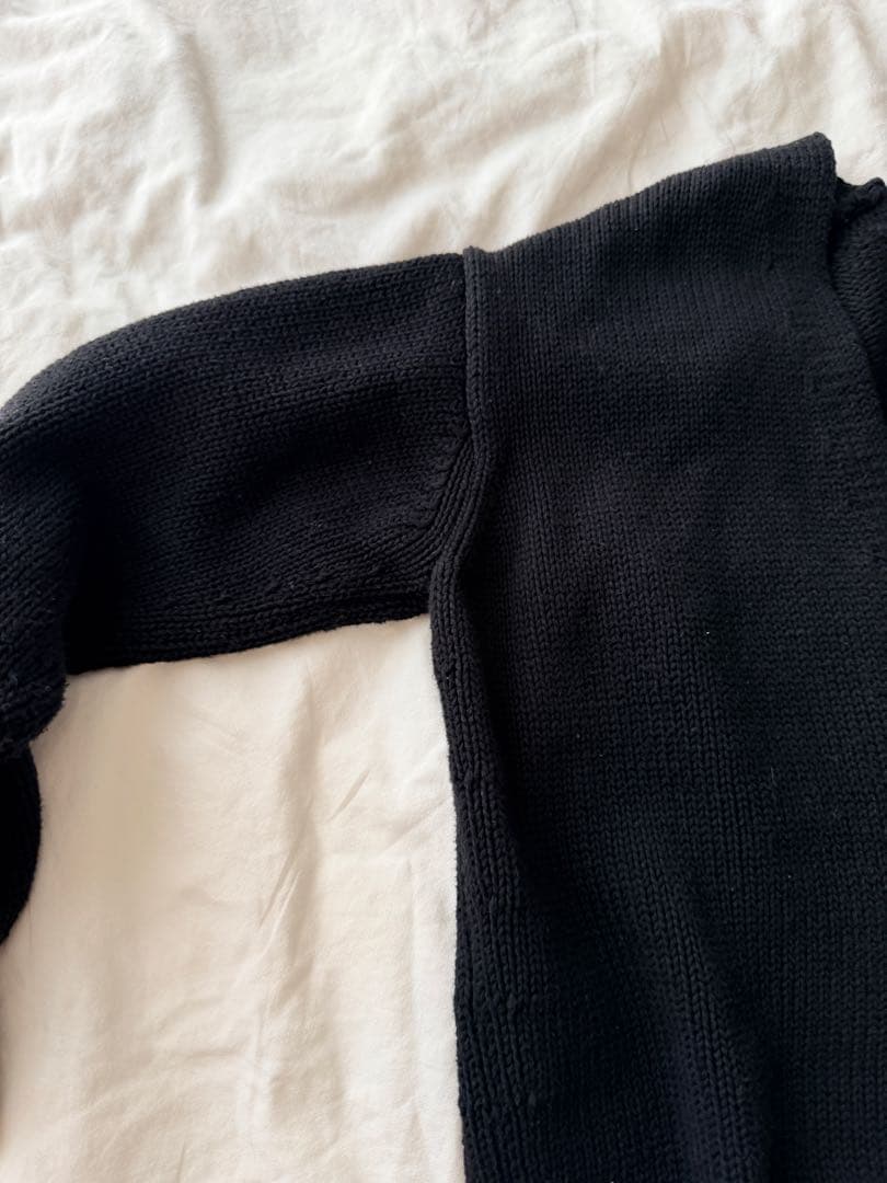 ebure 黒　コットンカシミア混　Vネック長袖ニット