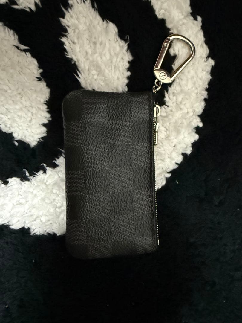 ルイヴィトン　ポシェットクレ　ダミエ