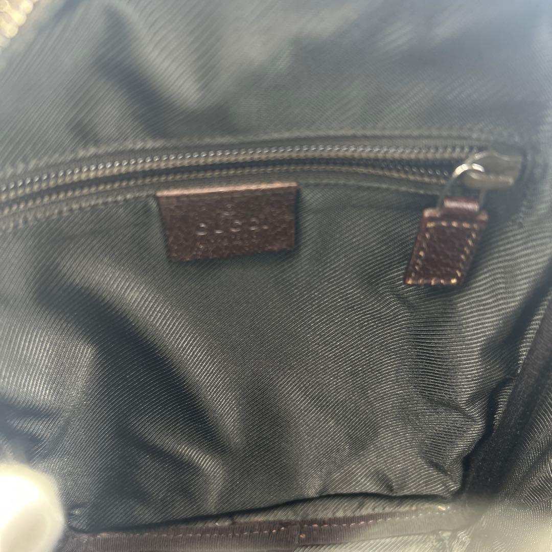 GUCCI グッチ GGキャンバス ショルダーバッグ　レザー　ロゴ