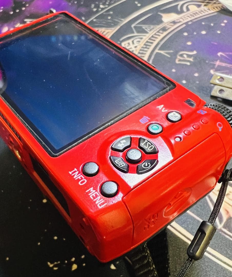 PENTAX Q10（レッド）