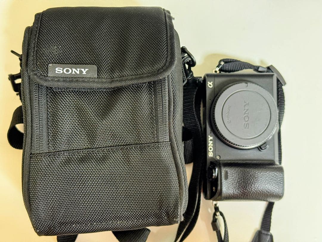 Sony Alpha 6400 (model ILCE‑6400/B)