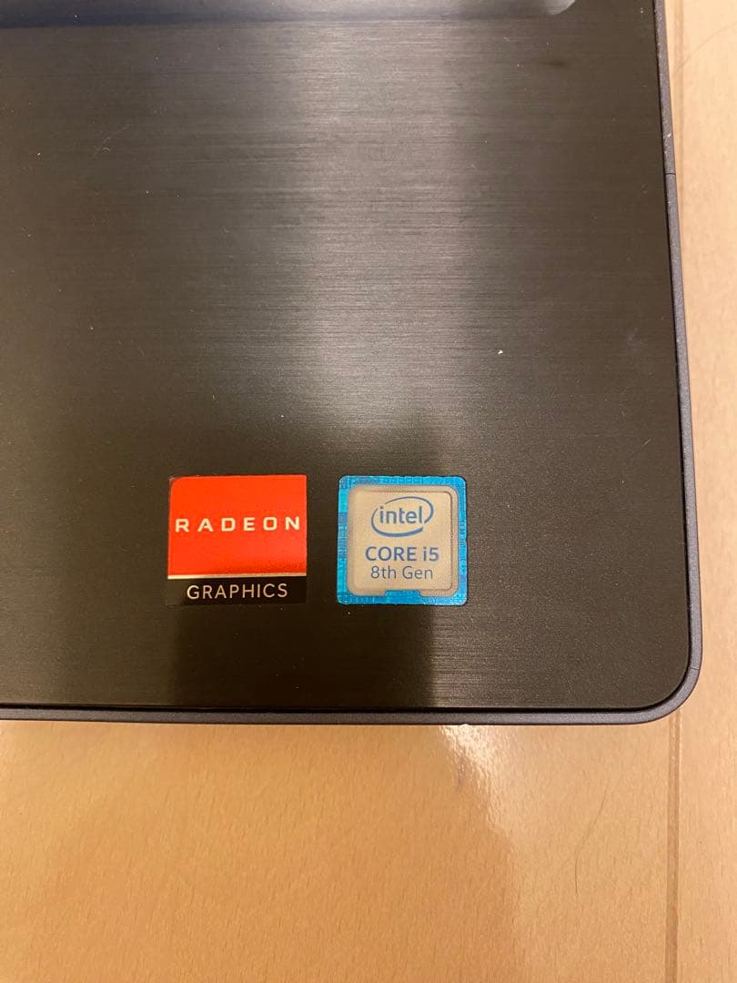 DELL Inspiron 15 5570 ノートPC 本体