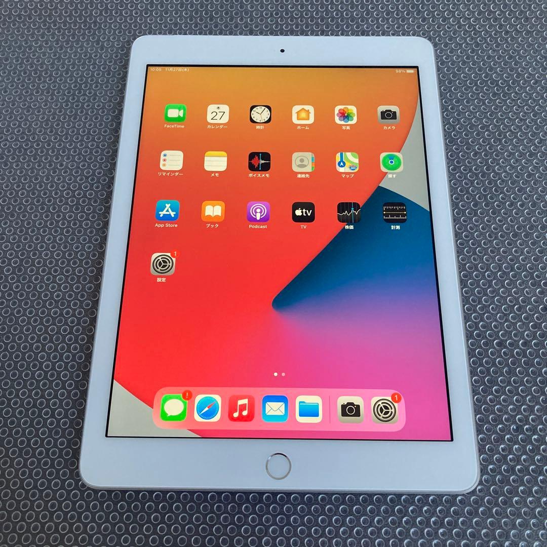 3192 極美品新品級☆電池新品☆iPad6 第6世代 32GB SIMフリー☆