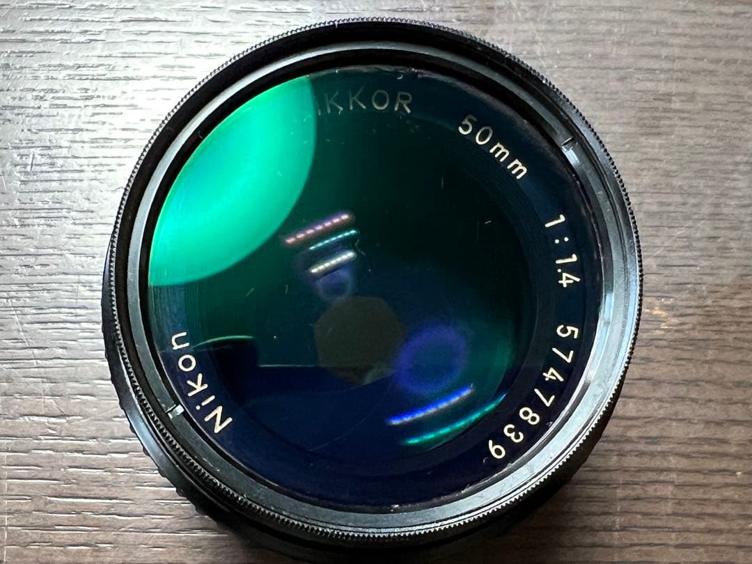 中古完動品Nikon 50mm標準レンズ Nikon Fマウント