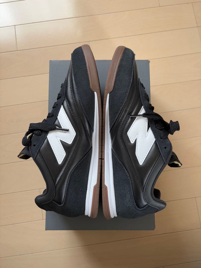 ニューバランス　URC42 28.5 OVY