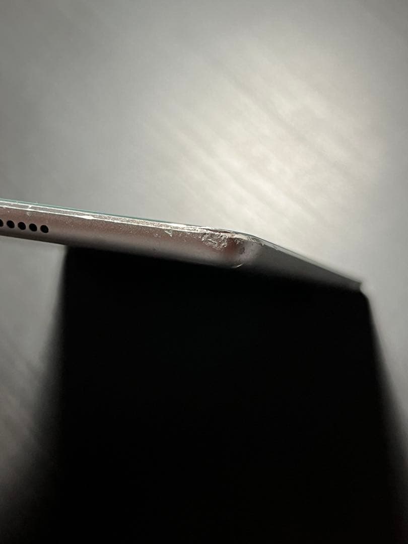 iPad mini 4 128GB Cellular+WiFi スペースグレイ