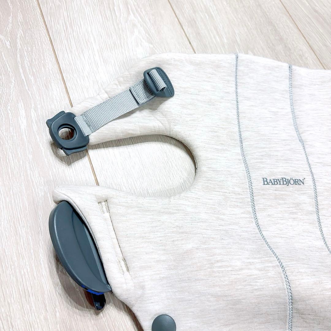 ベビービョルン　ベビーキャリア MINI 抱っこ紐 ライトベージュ