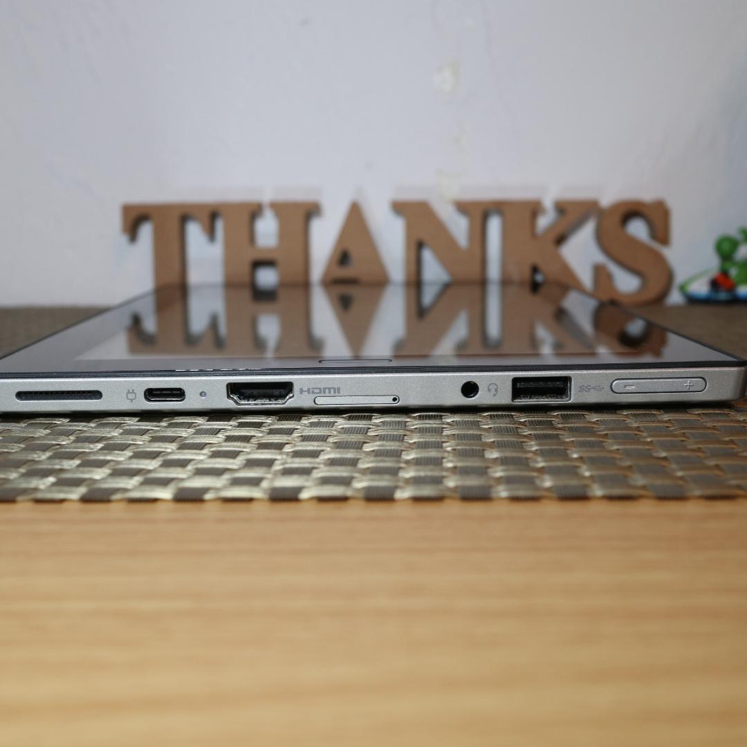 タブレット！Win11公式サポート/4コア/SSD/4G/無線/カメラ/タッチP