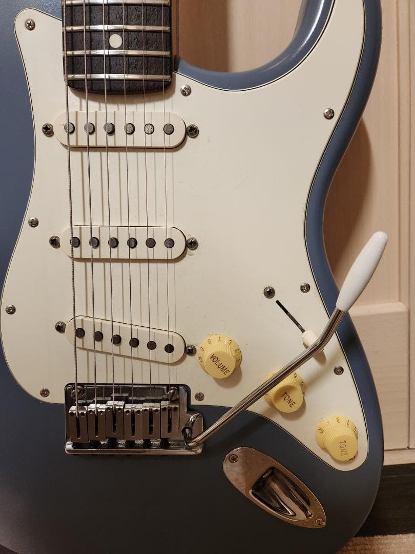 安*久様 FenderUSA American Standardストラト ブルー