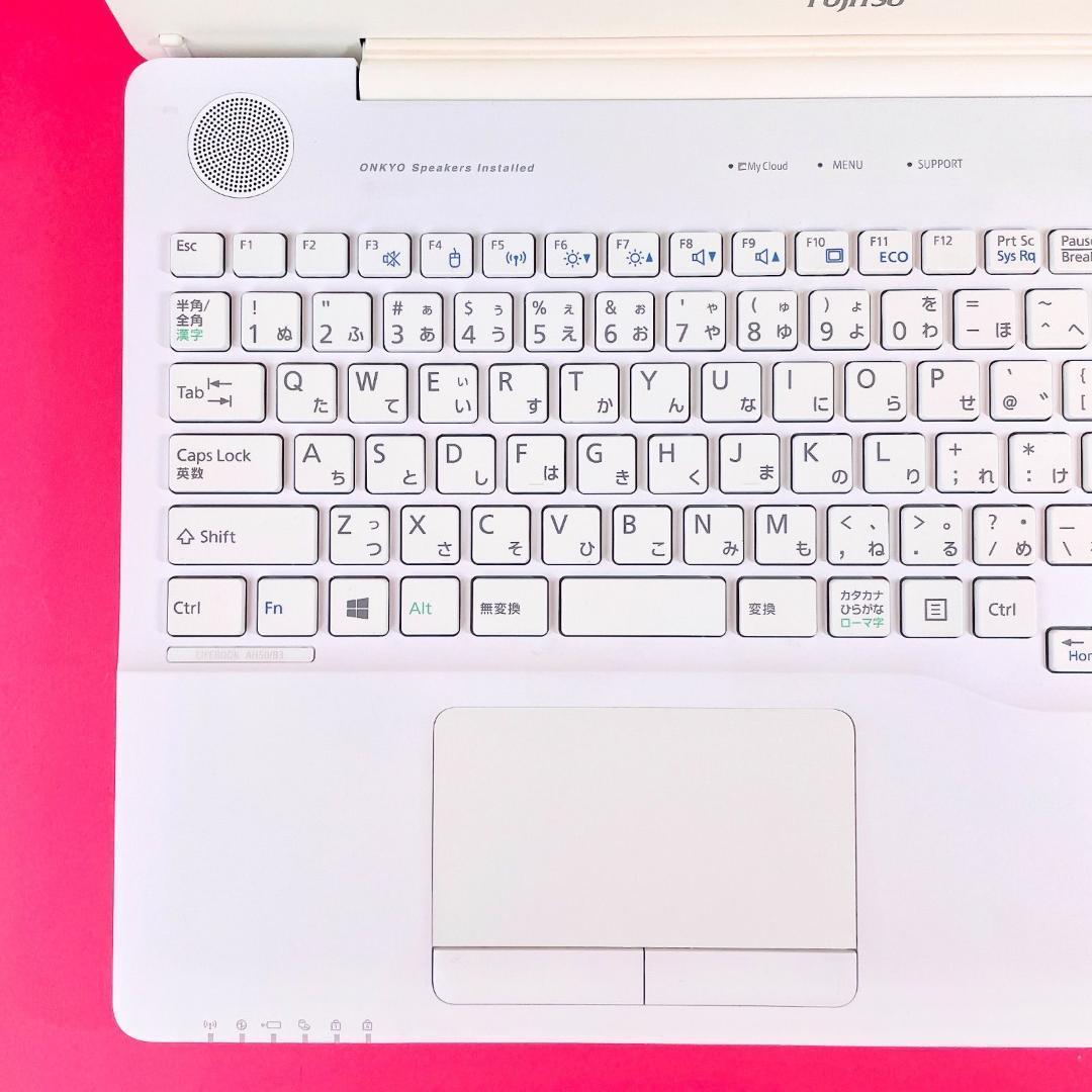 Corei7✨️薄型ノートパソコン✨️SSD512GBカメラ付きWindows11白