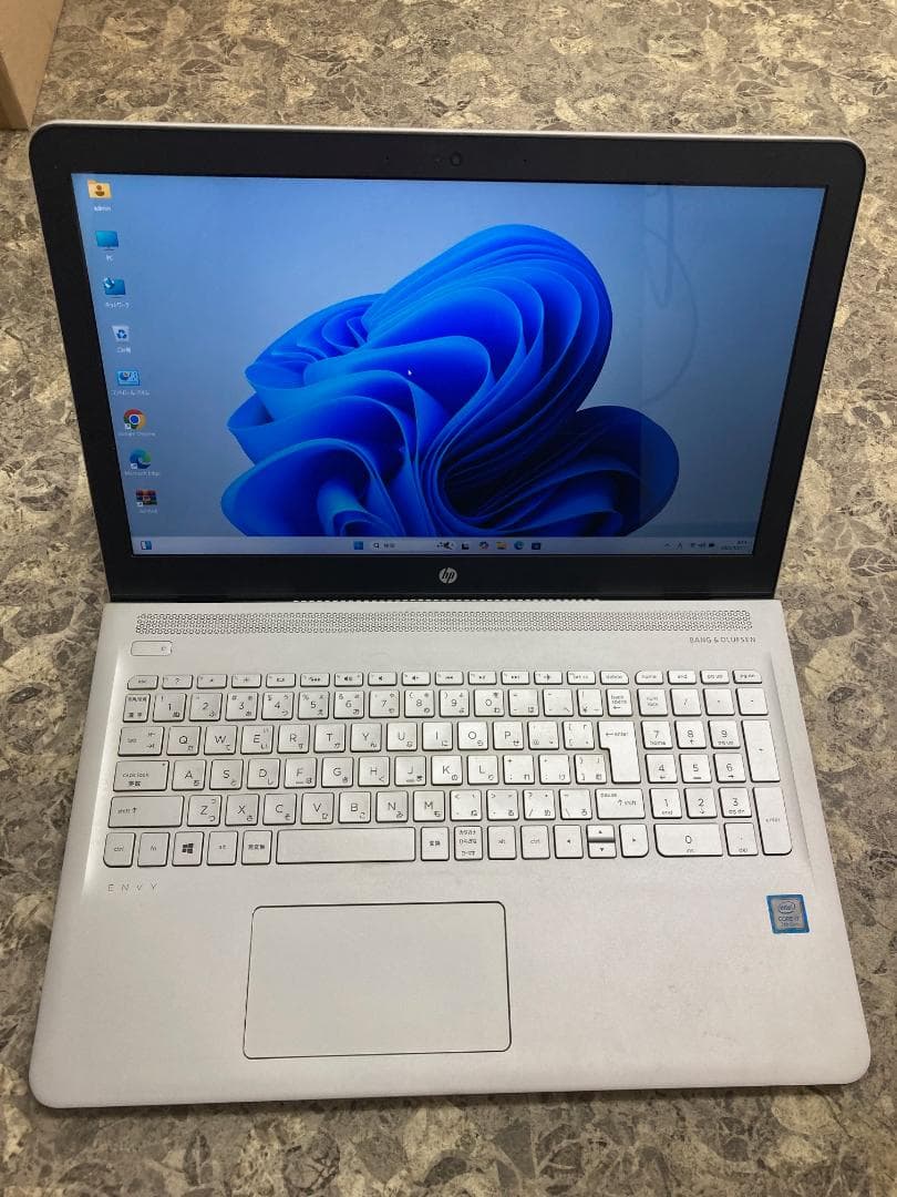 Windowsノート本体 HP ENVY15 i7-7500U MEM16GB SSD256 HDD1TB