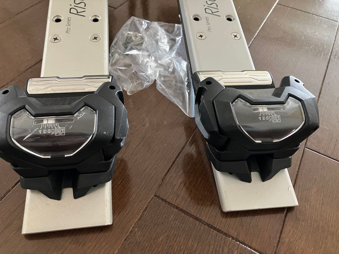 スキーボード　ビンディング　チロリア　Attack14