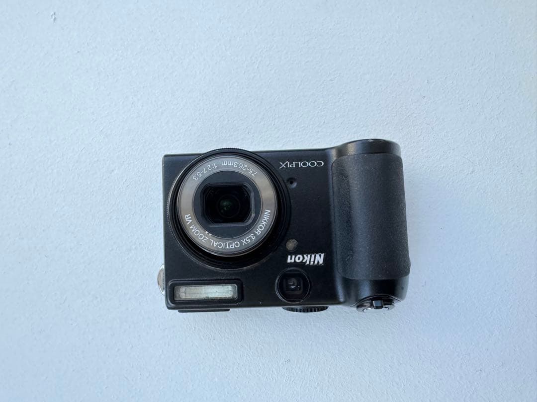 Nikon デジタルカメラ