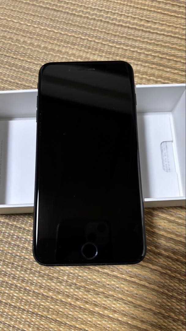 Apple iPhone 7 Plus 128GB ブラック