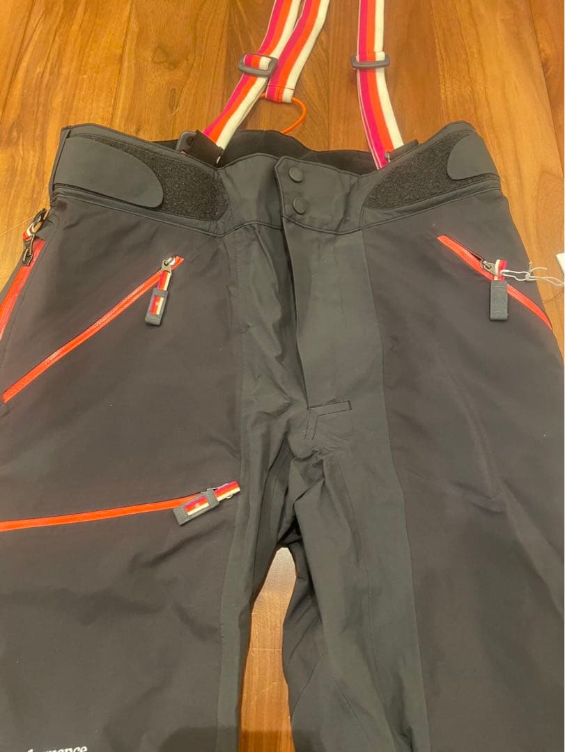 年末 sale❣️Peak Performance GORE-TEX スキーパンツ