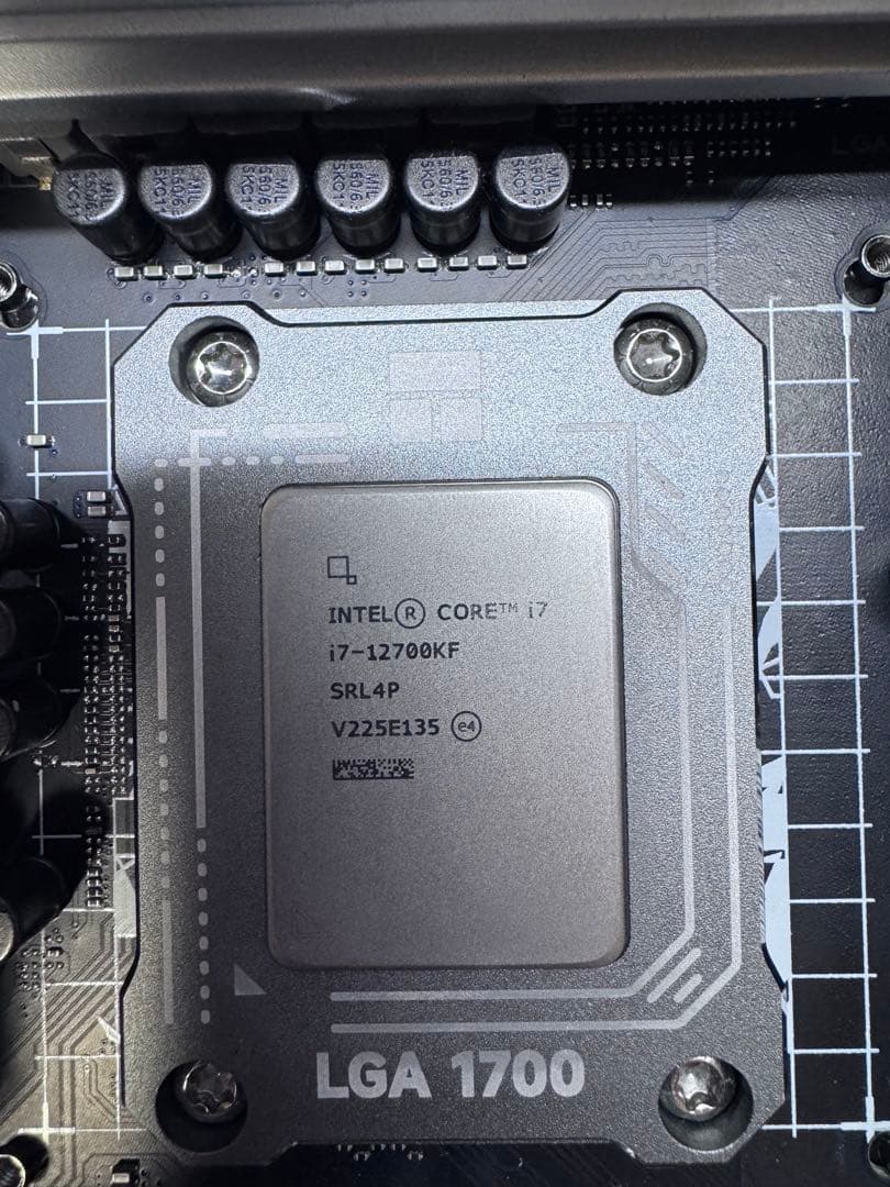 ROG STRIX Z690-A WiFi D4+i7 12700KF メモリ