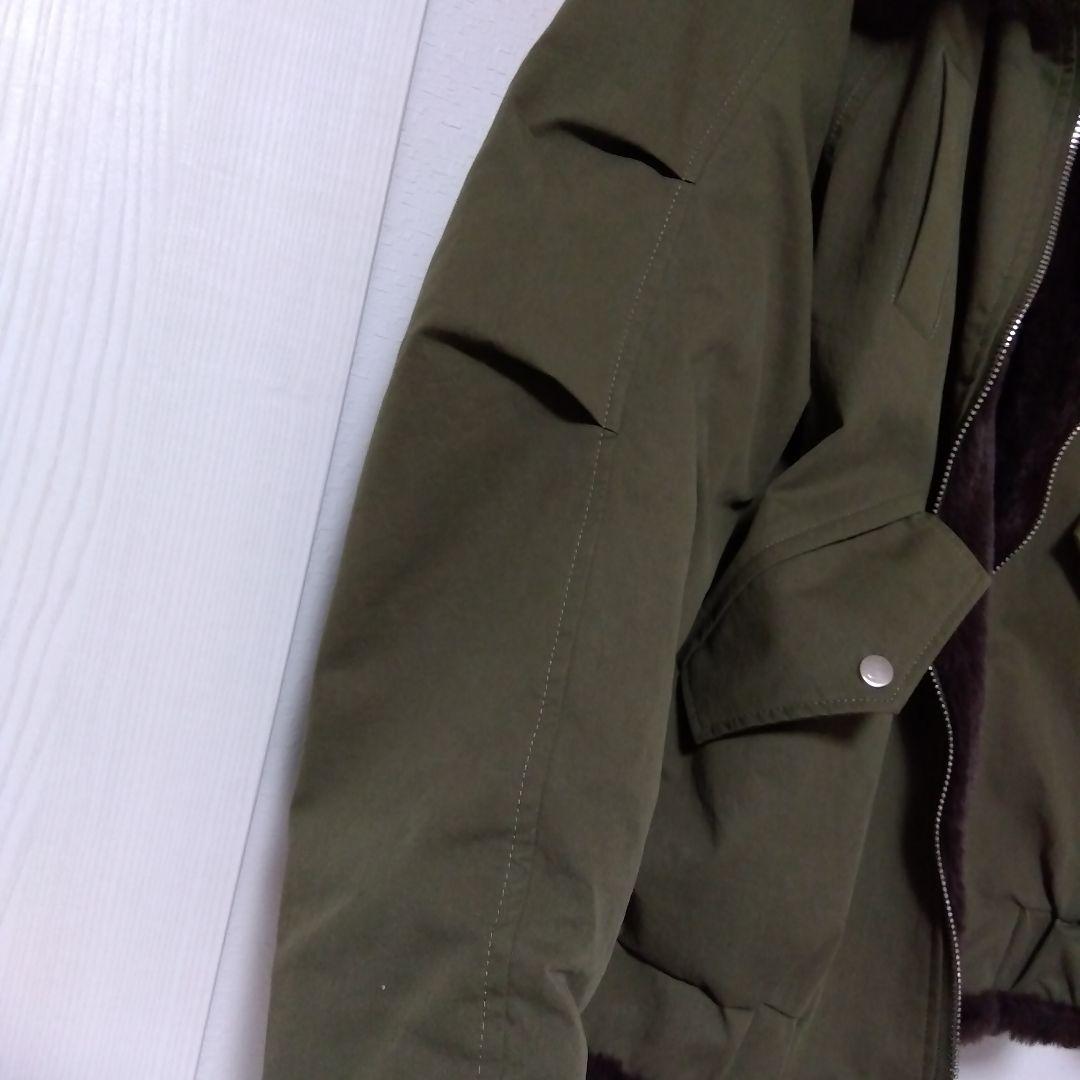 オリーブグリーン ミリタリージャケット ファー付き