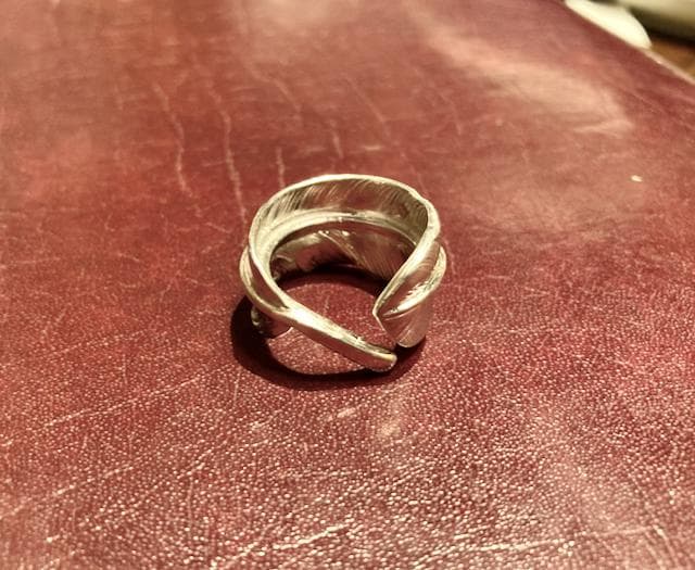 参考出品　ゴローズ フェザーリング15号 左