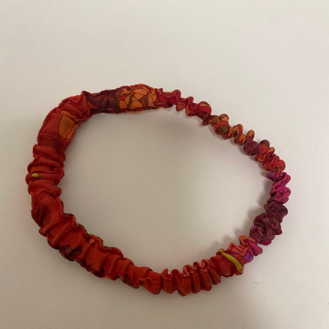 [新品］Hermes 細めシュシュ＆巾着袋のセット