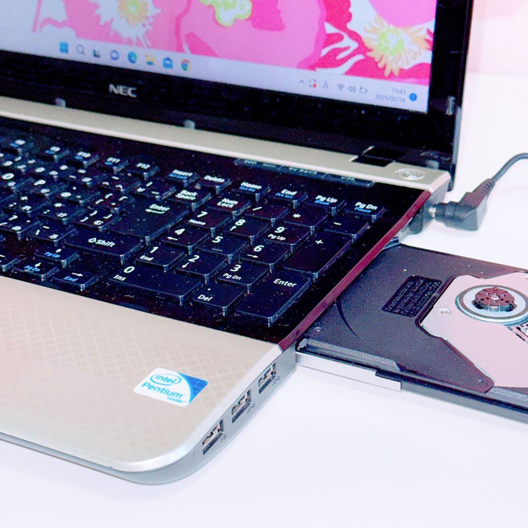 ❤️ポッキリ10,000円❤️カメラ付きノートパソコン windows11 オフィス