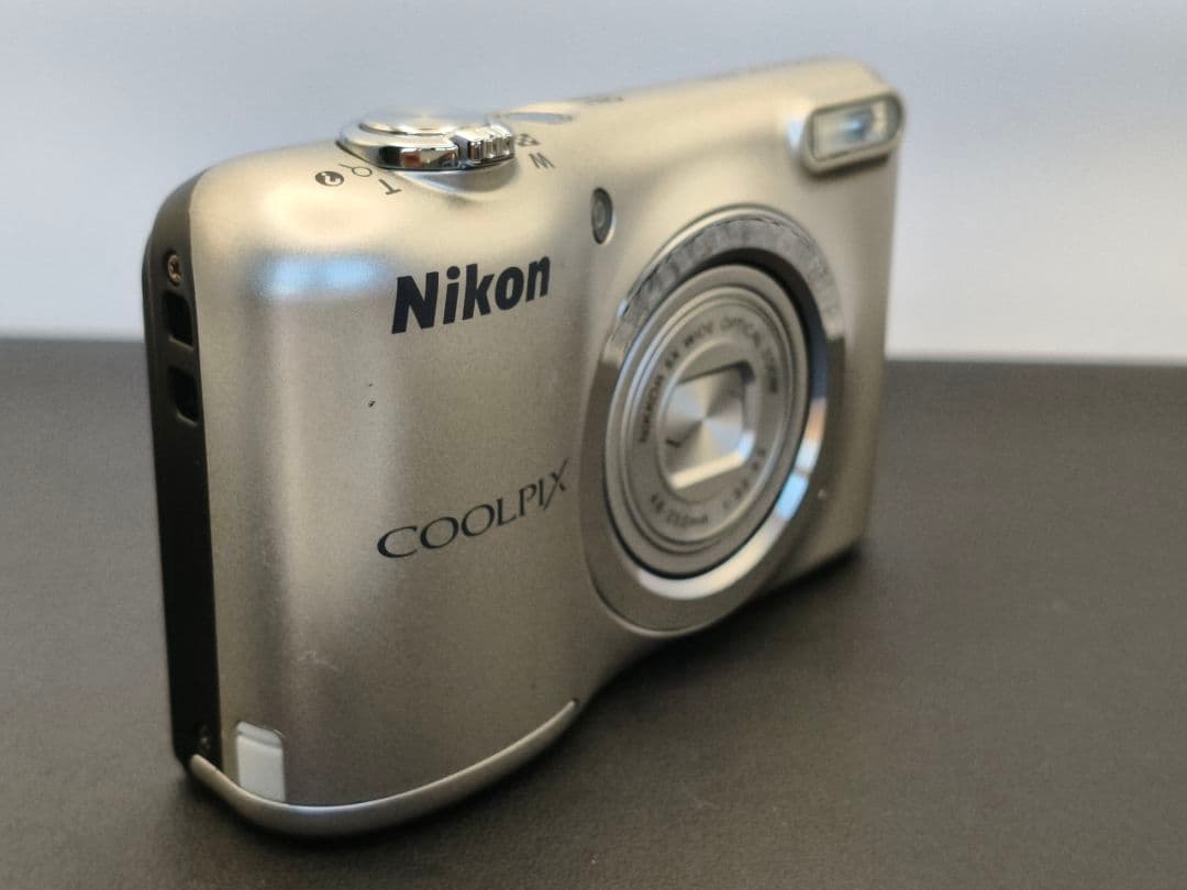 Nikon COOLPIX A10 デジタルカメラ【動作未確認】