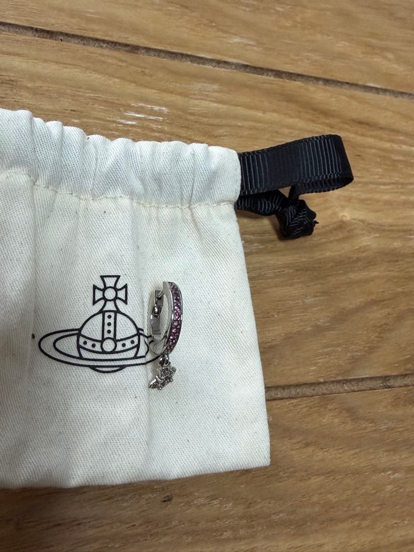 【Vivienne Westwood】MANBRANDITAシングルフープピアス