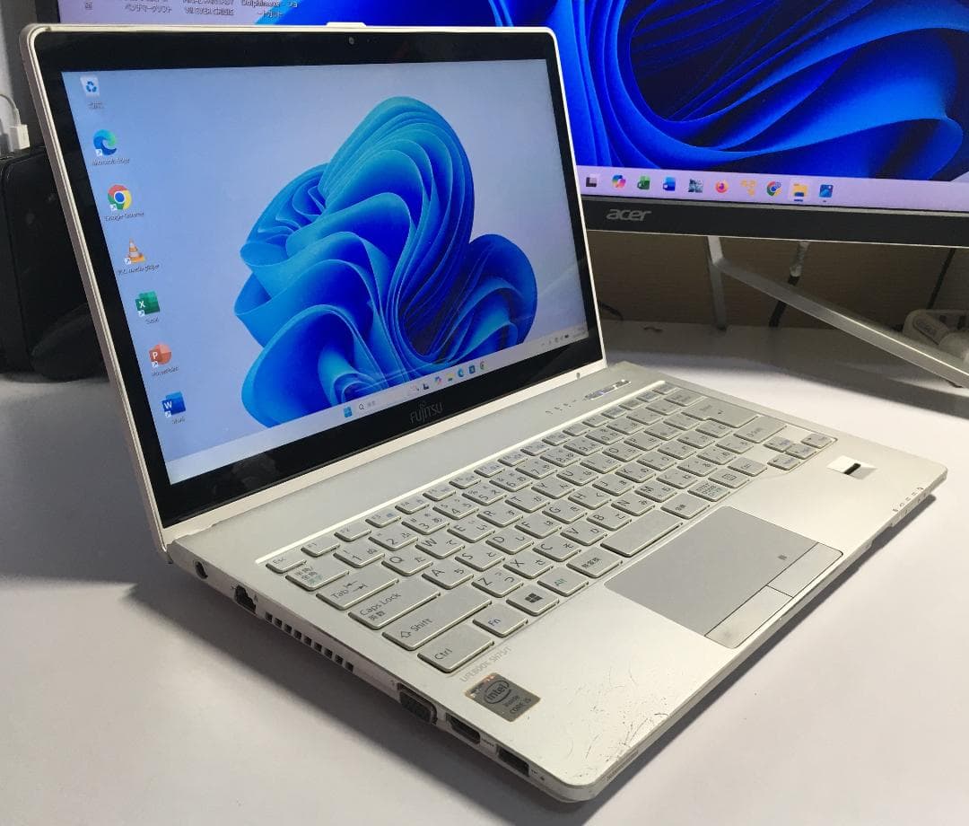 富士通 FMV LIFEBOOK SH75/T Windows11