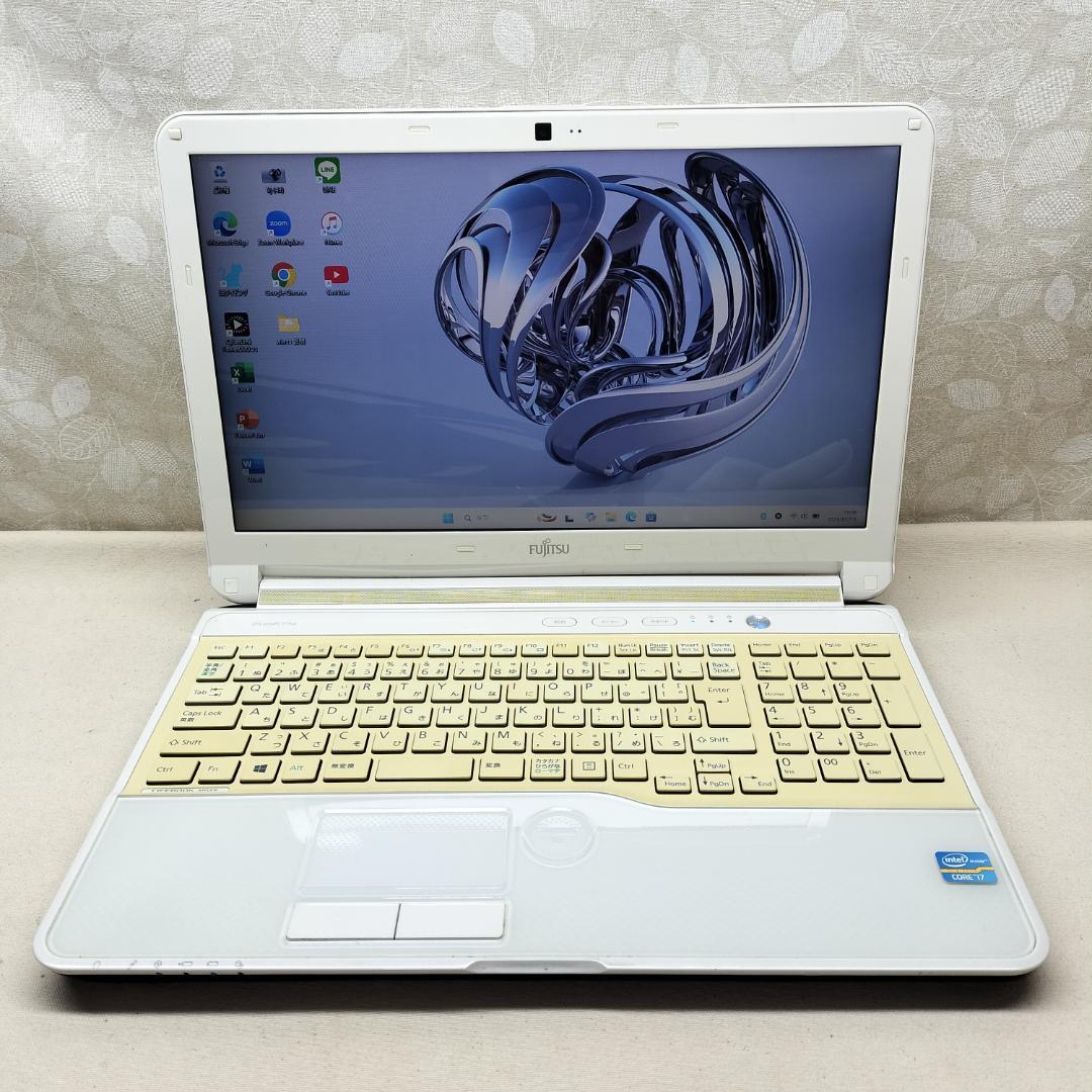 463 Core i7 Win11 SSDノートパソコン オフィス付き 富士通