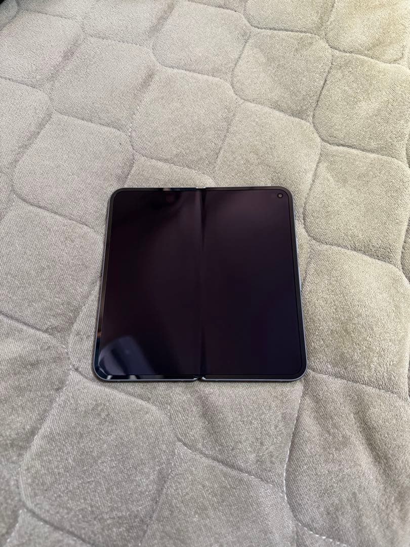 Google Pixel 10 Pro Fold ムーンストーン　新品同様