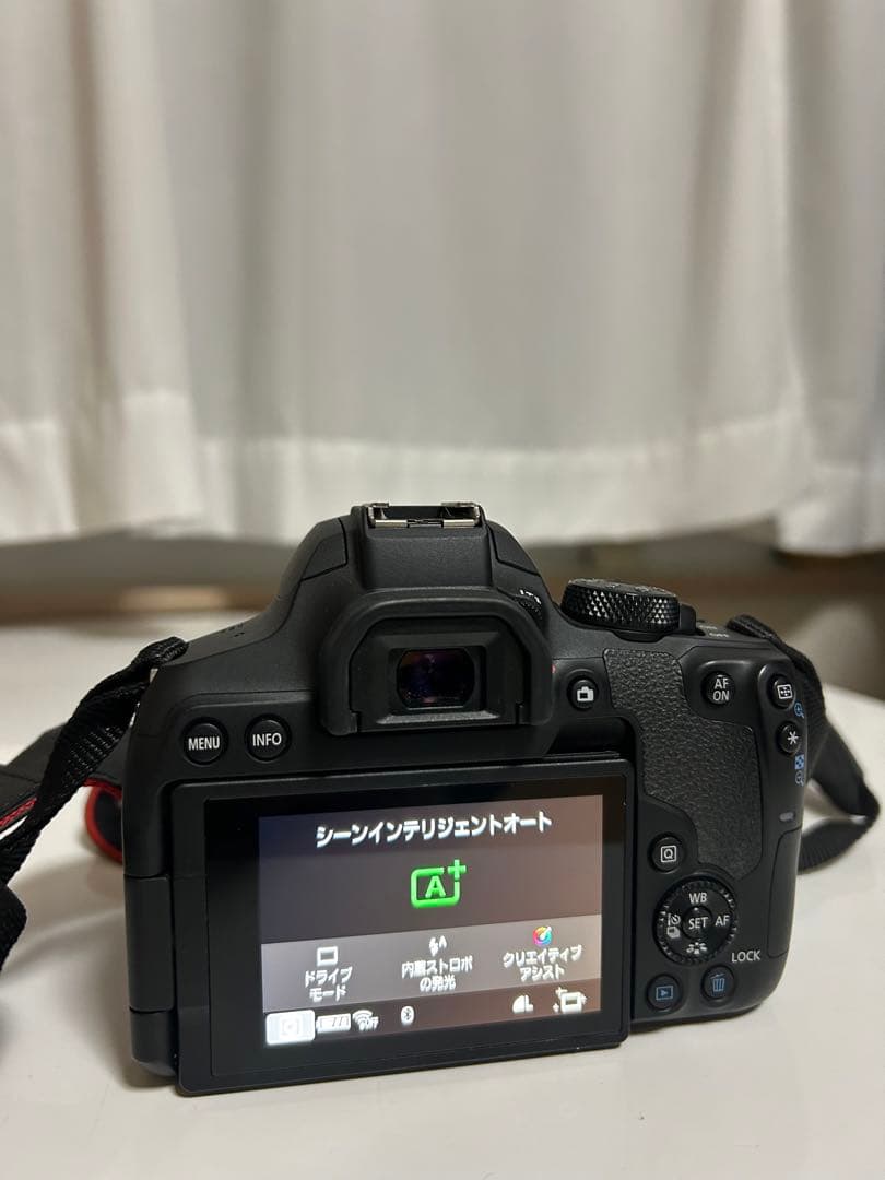 デジタルカメラ Canon EOS kiss x10i