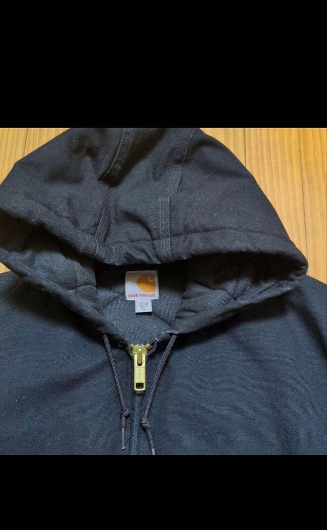 Carhartt ブラック アクティブジャケット