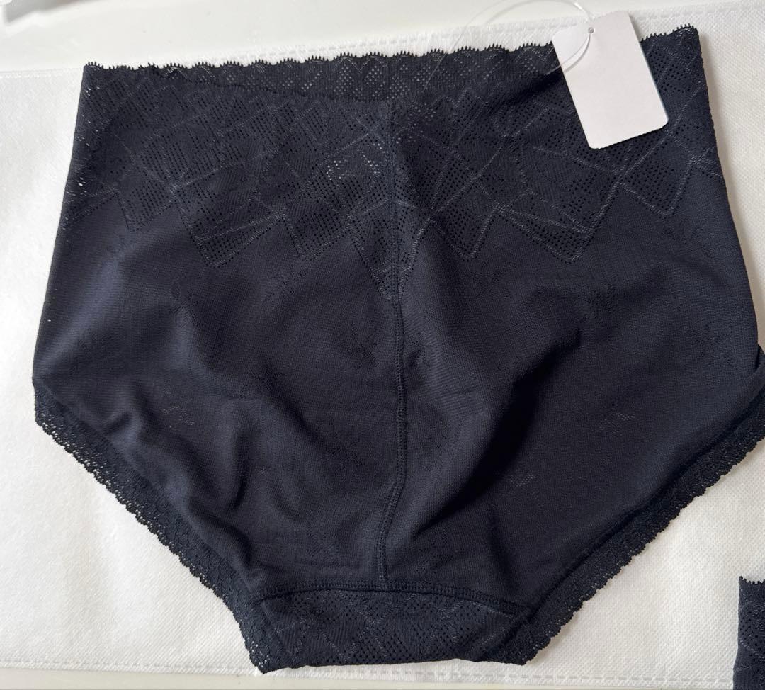 森亜紀子さま専用 カーヴィシャス カレス フィットショーツL