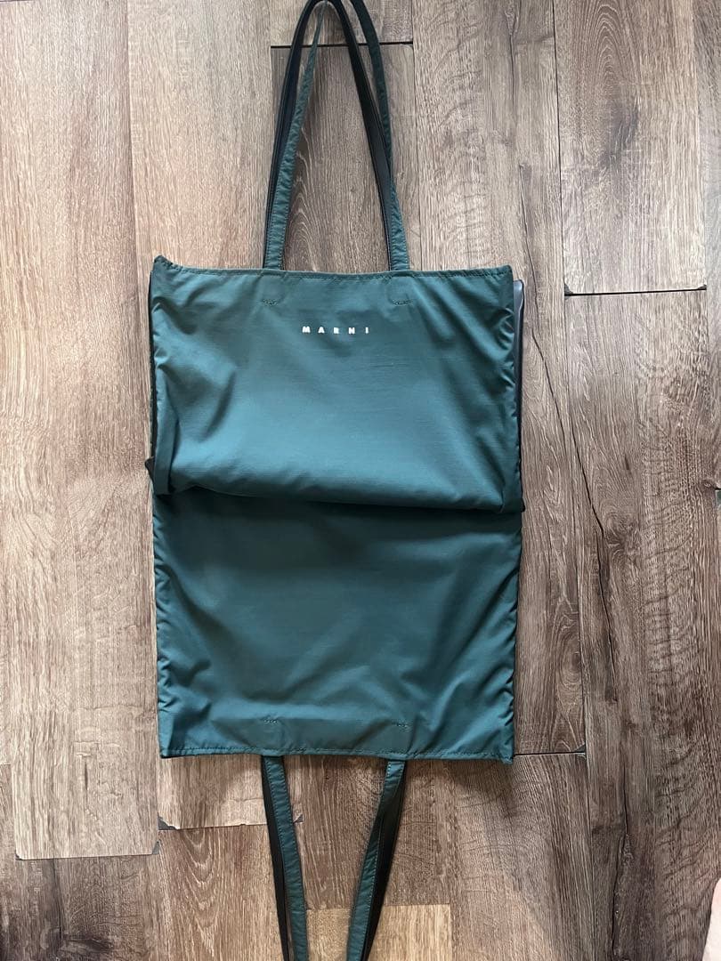 MARNI リバーシブルトートバッグ ブラック グリーン