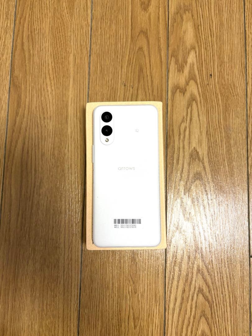 arrows We2 ミストホワイト 初期化済み スマートフォン 本体