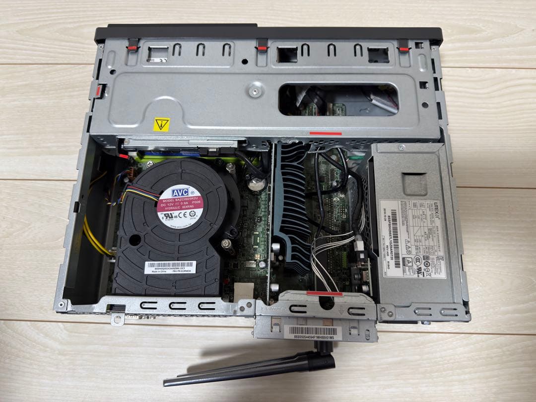 Lenovo ThinkCentre M720s i5-8400 8GB 美品