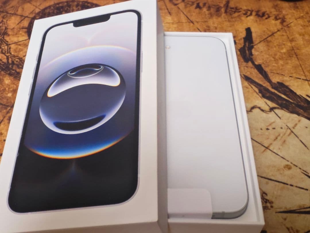 iPhone 16e 128GB ホワイト SIMフリー