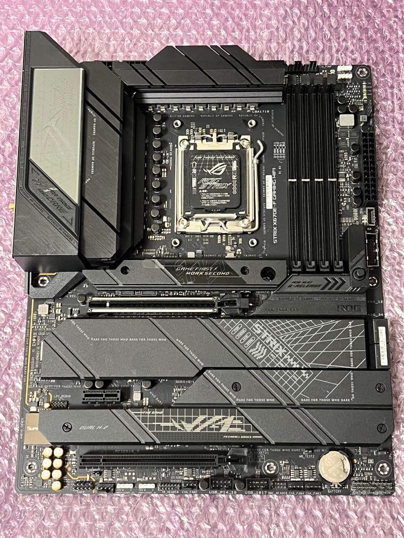 ASUS ROG STRIX X670E-F GAMING WIFIマザーボード