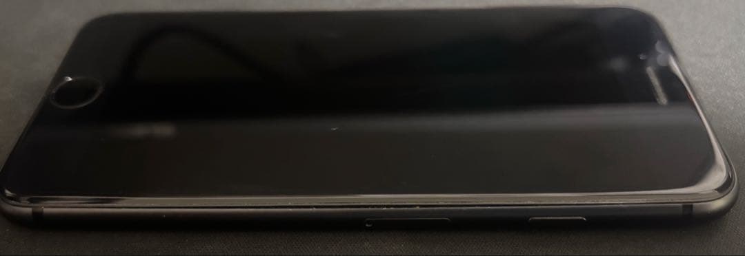 iphone8　64GB バッテリー78%