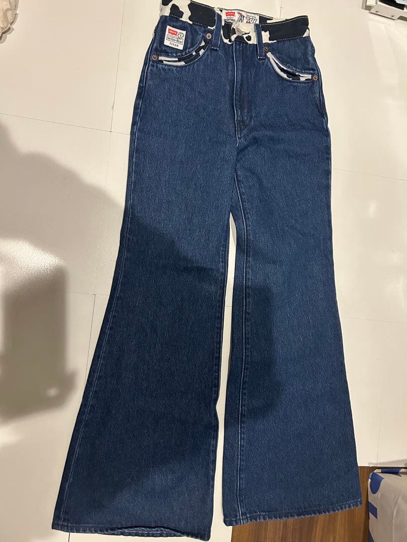 リーバイストイストーリー　フレアデニムほぼ未使用！（23×30）Levis