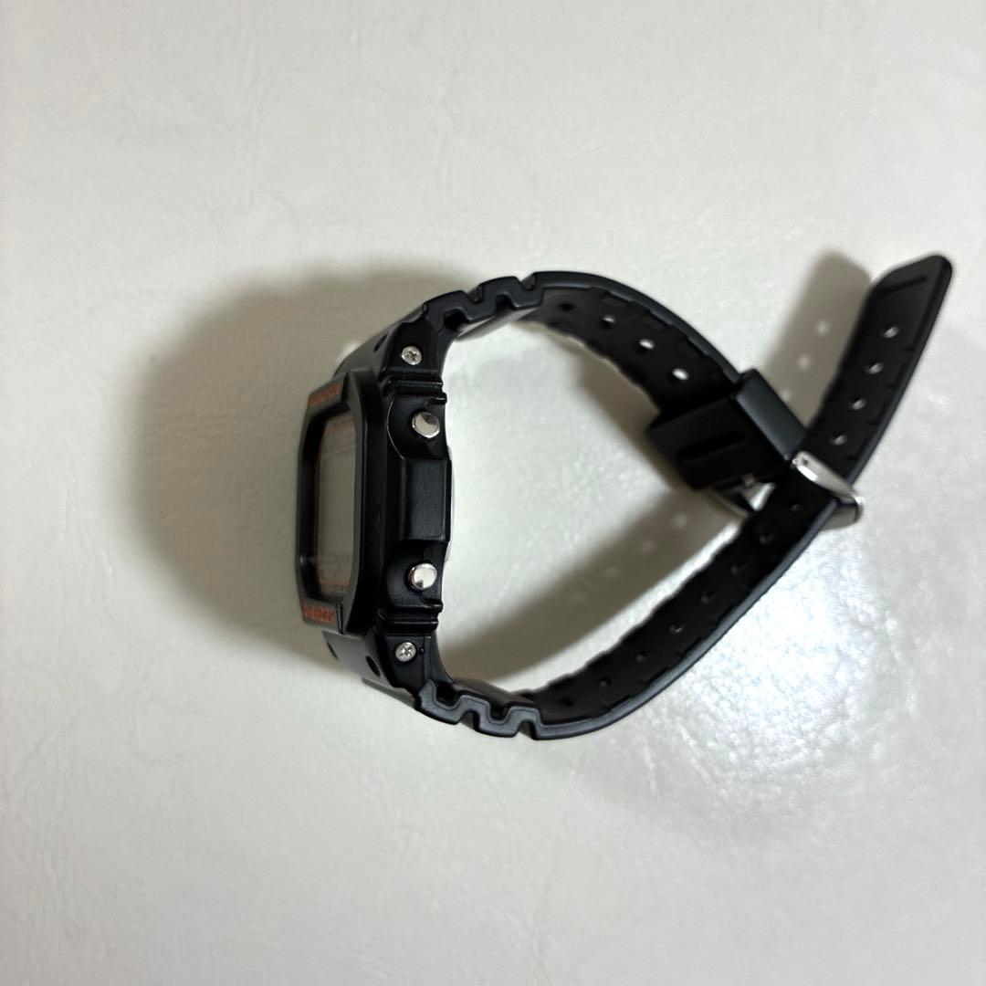 CASIO G-SHOCK GW-M5610R 電波ソーラー