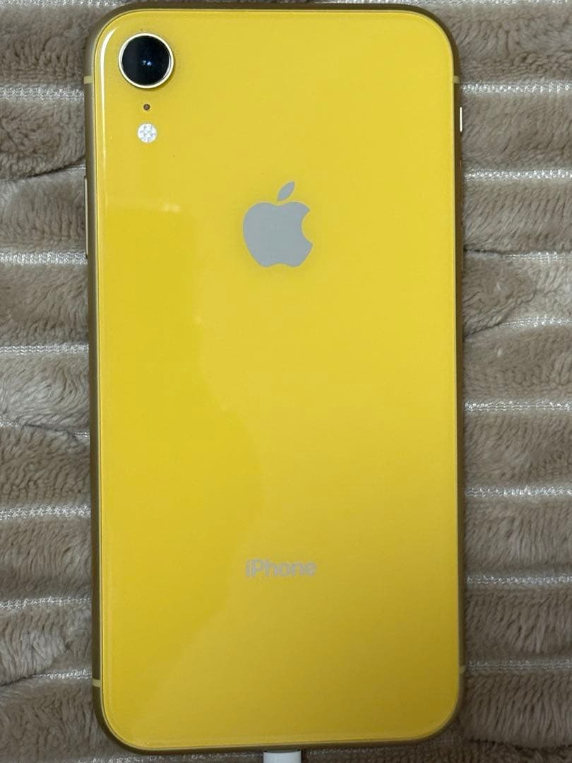 【中古美品】SIMフリー Apple iPhone XR 64GB イエロー